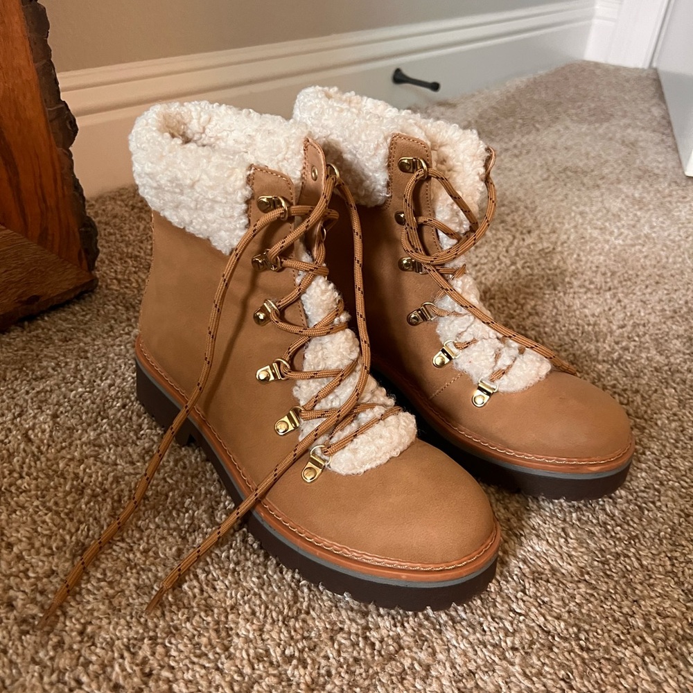 Tommy Hilfiger Ron 2 Black Faux Sherpa Lined Lace Up Boots